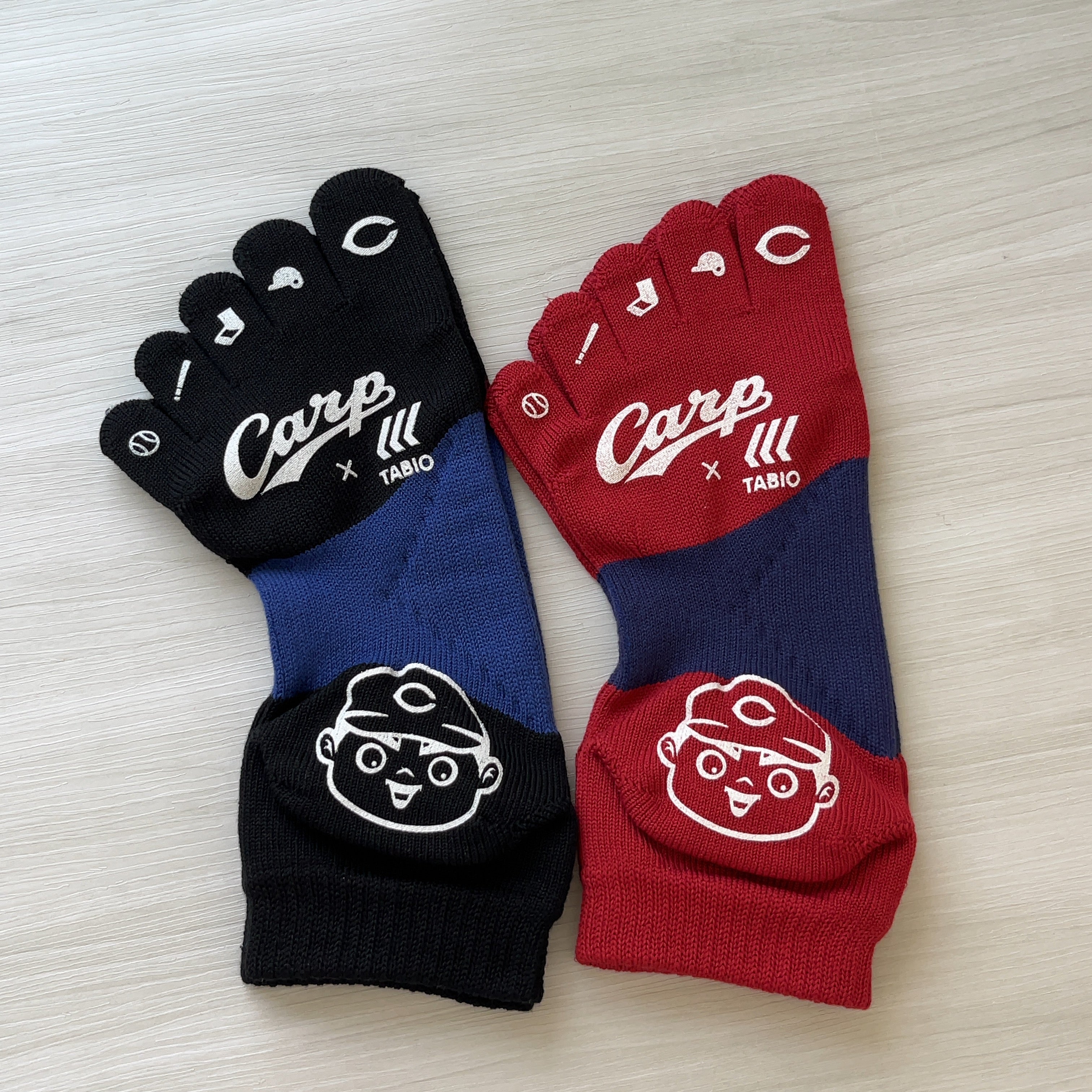 carp×TABIO／2024カープ滑り止め五本指ソックス【広島本通り店限定】25 