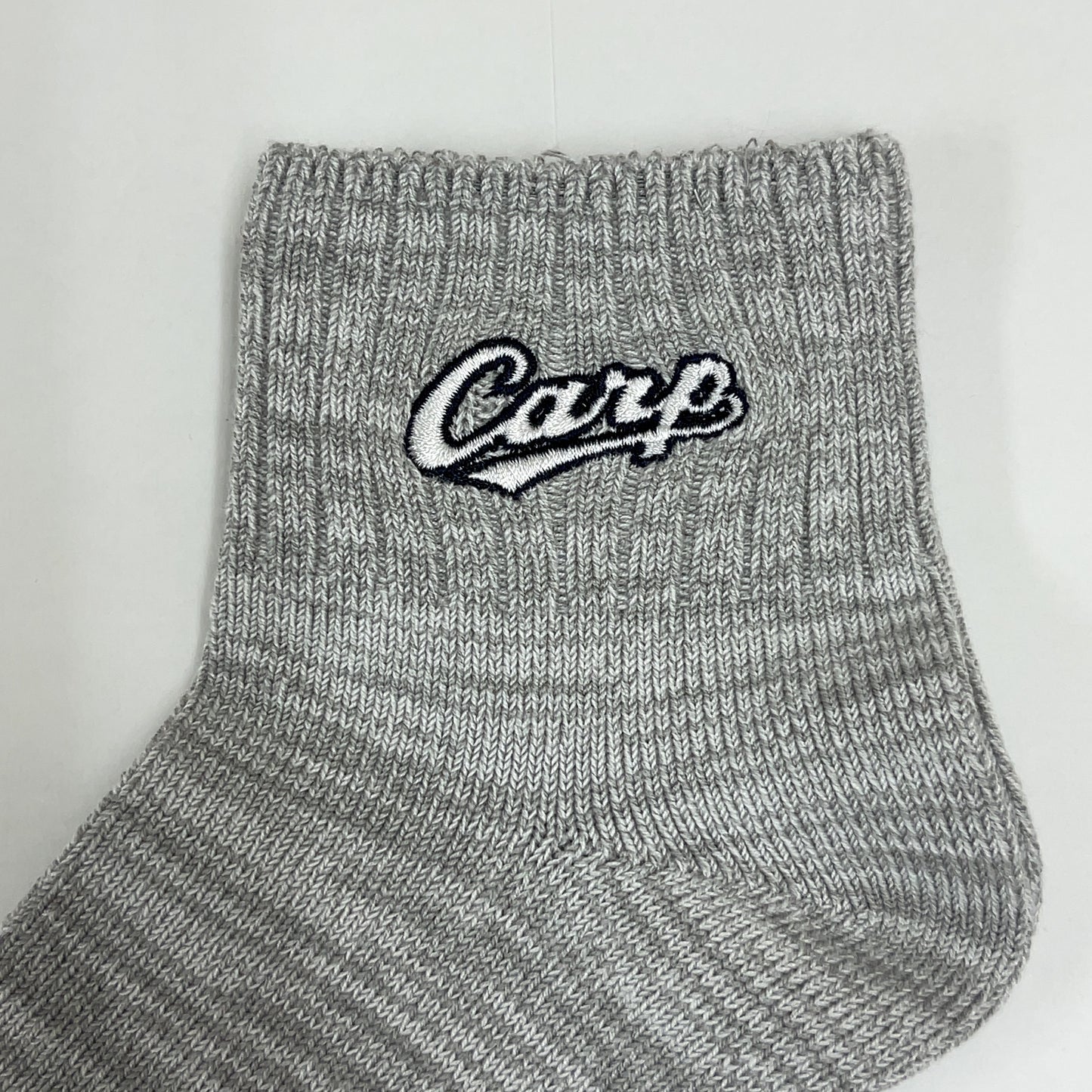 carp刺繍2025/カープソックス【広島限定】25~27cm(メンズ)