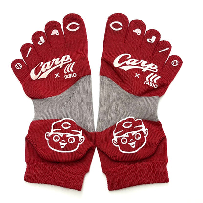 carp×TABIO／2026カープ滑り止め五本指ソックス【広島限定】23～25cm