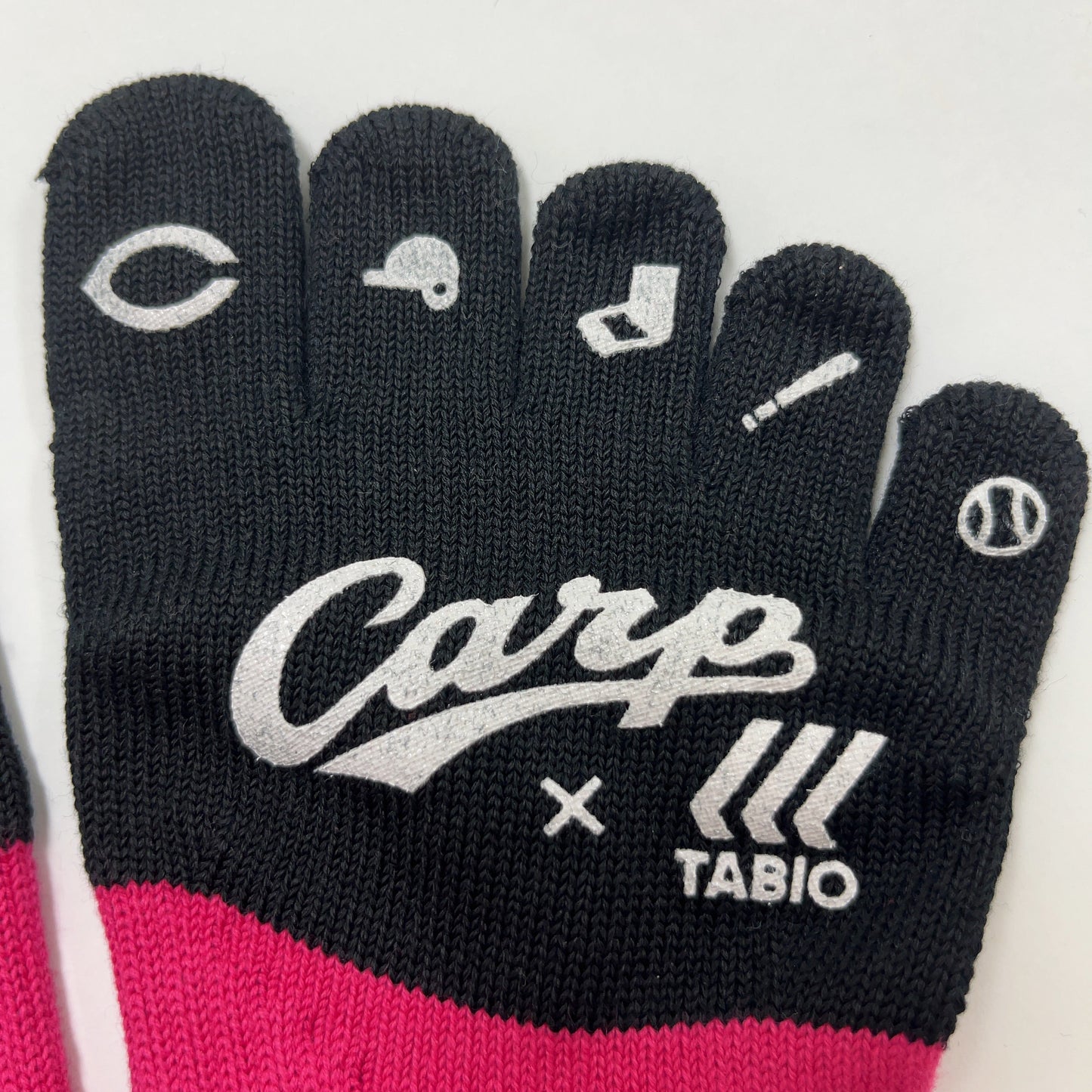 carp×TABIO／2024カープ滑り止め五本指ソックス【広島本通り店限定】23～25cm